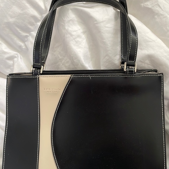 Kate Spade designer bag - Picture 1 of 5